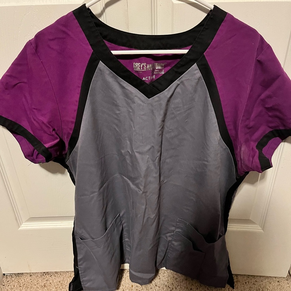Greys anatomy scrub top size XL